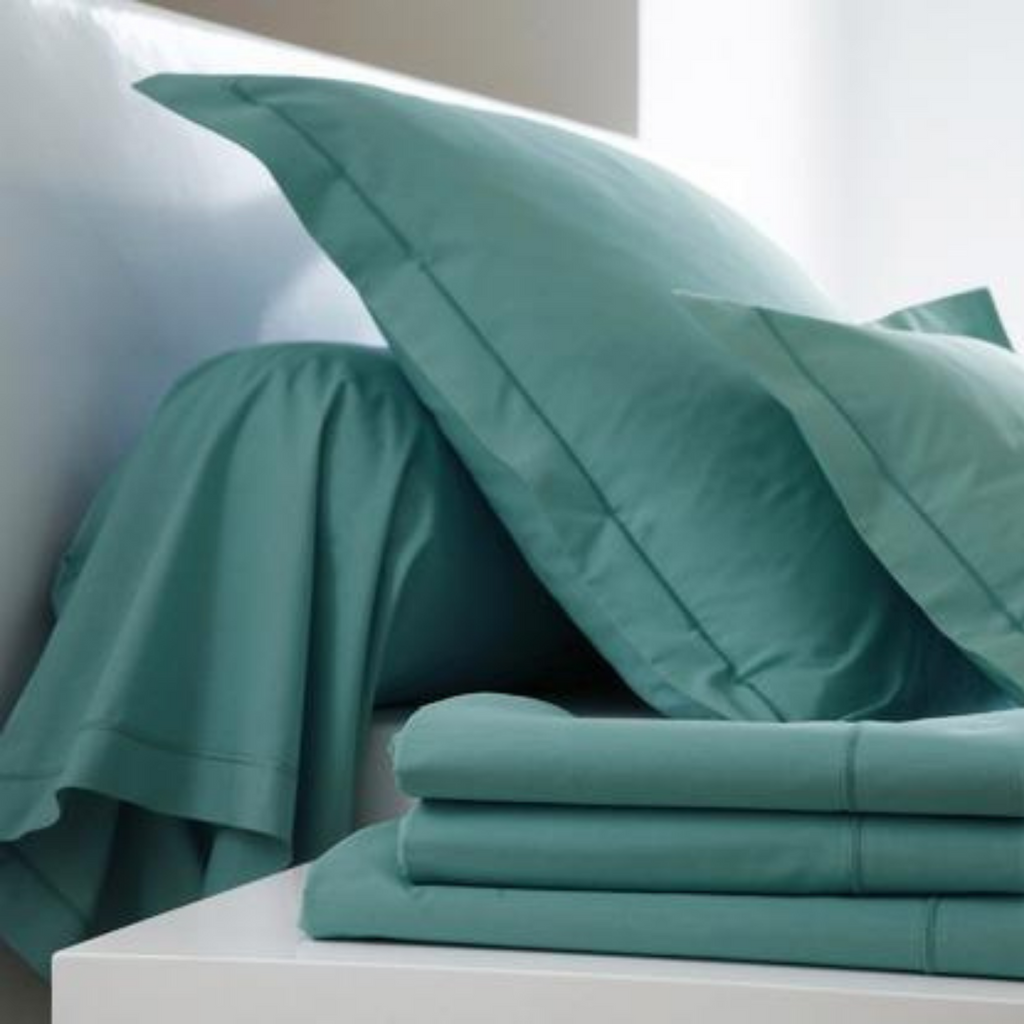 Standard Pillow case - Sateen Bleu Paon - Blanc Des Vosges HK